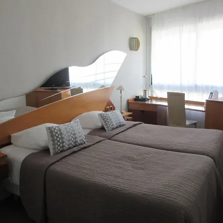 Le Crystal Dinard Plage Exterior photo