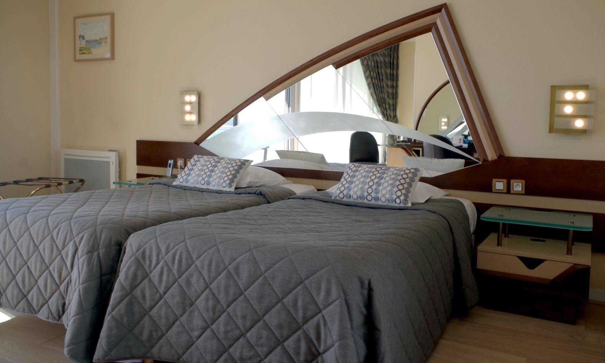 Le Crystal Dinard