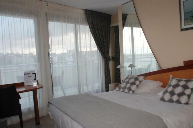 Hotel Le Crystal